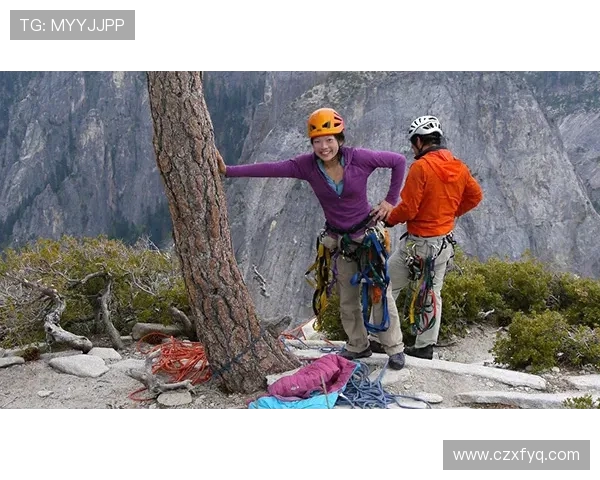 深圳攀岩队在全国耐力排行榜中荣获第六名展现出色实力与团队精神