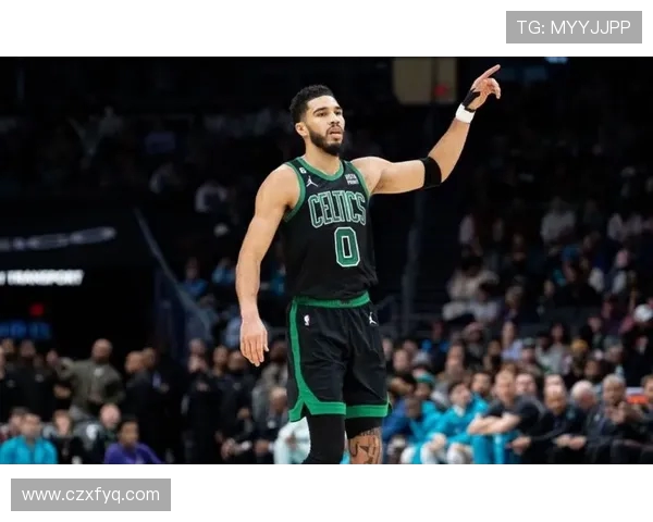 杰森塔图姆如何在NBA赛场上展现领袖魅力与超凡实力 杰森塔图姆如何在NBA赛场上展现领袖魅力与超凡实力